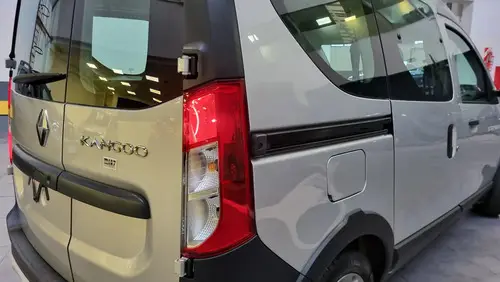 Renault Kangoo Ii 1.6 Sce Stepway 2026