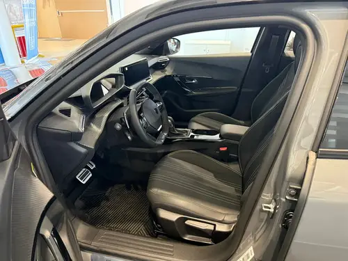 Peugeot 2008 1.0T Gt 2026