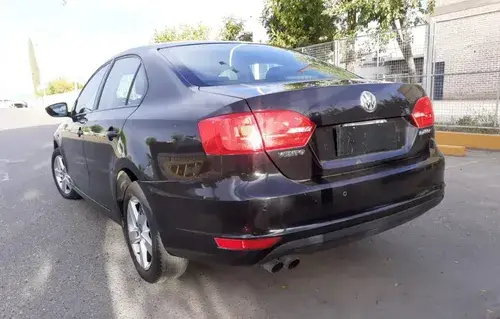 Volkswagen Vento 2.0 LUXURY DSG 2011