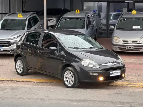 Fiat Punto 1.4 Attractive 2013