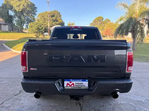 RAM 1500 5.7 Laramie At8 4X4 2024