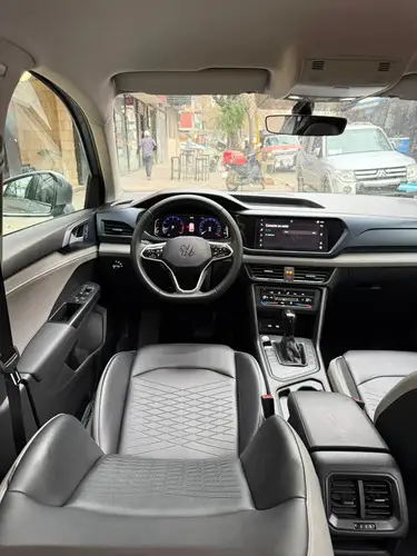 Volkswagen Taos 1.4 250 Tsi Comfortline 2025
