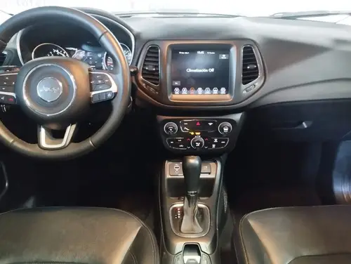 Jeep Compass 2.4 LONGITUDE AT6 4X2 L18 2021