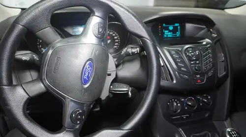 Ford Focus III 1.6 S 2014