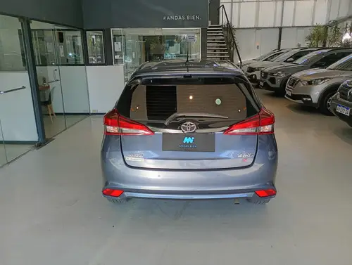 Toyota Yaris S 1.5 CVT 2022