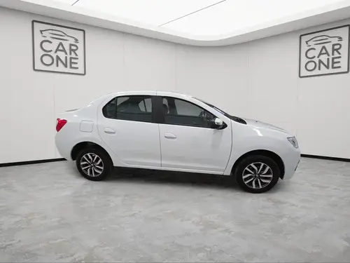 Renault Logan II 1.6 INTENS L25 2025