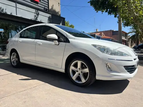 Peugeot 408 2.0 Allure Nav 143cv 2015