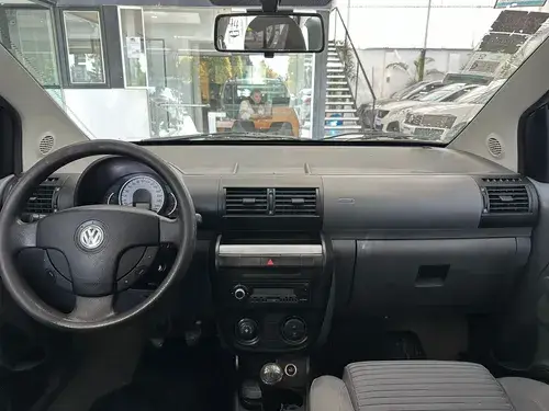 Volkswagen Suran 1,6 TRENDLINE 2010