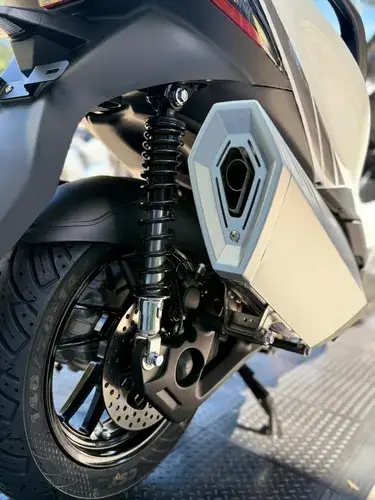 368 E Scooters 2026