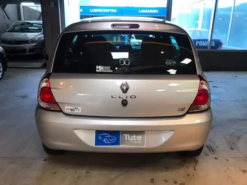 Renault Clio 1.2 Mio Confort Plus Abc 2015