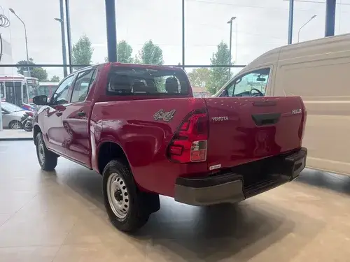 Toyota Hilux Pick-Up 2.4 Cd Dx 150Cv 4X4 At 2026