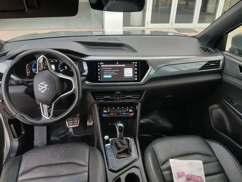 Volkswagen Taos HIGHLINE 250 TSI AT 2024