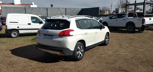 Peugeot 2008 FELINE 1.6 2018