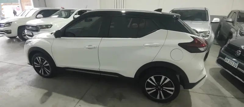 Nissan KICKS 1,6 EXCLUSIVE CVT KICKS 1,6 EXCLUSIVE CVT 2023