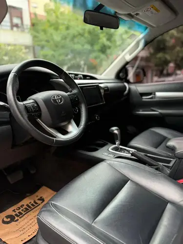 Toyota Hilux Pick-Up 2.8 Cd Srv 177cv 4x4 At 2016