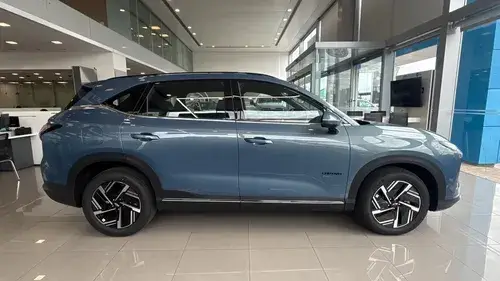 Chevrolet Captiva phev 1.5 Phev Premier 2026