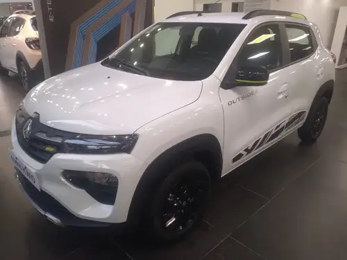 Renault Kwid 1.0 Sce 66Cv Iconic Outsider 2026