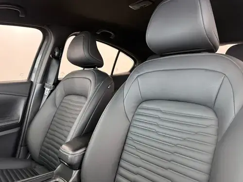 Fiat FASTBACK 1.3 T GSE AT6 L24 2025