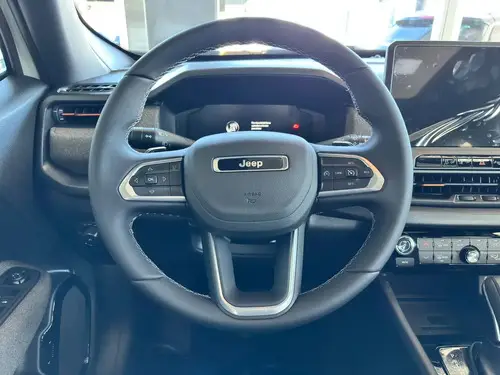 Jeep Renegade 1.3T Sahara At6 Fwd 2026