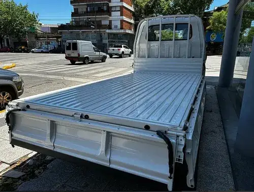 Kia K2500 2.5 Caja 2026