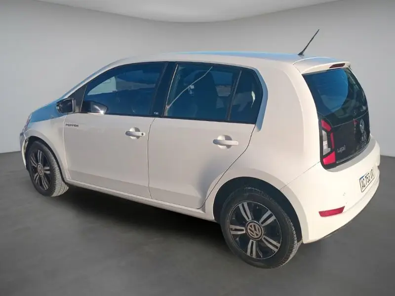 Volkswagen PEPPER UP! 1.0 TSI 2018