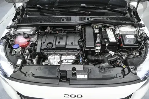 Peugeot 208 1.6 Active Pack 2024