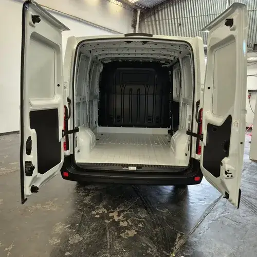 Renault Master 2.3 L1H1 (8M3) 2026