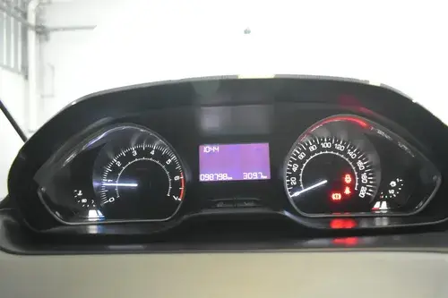 Peugeot 208 1.6 Allure 2015