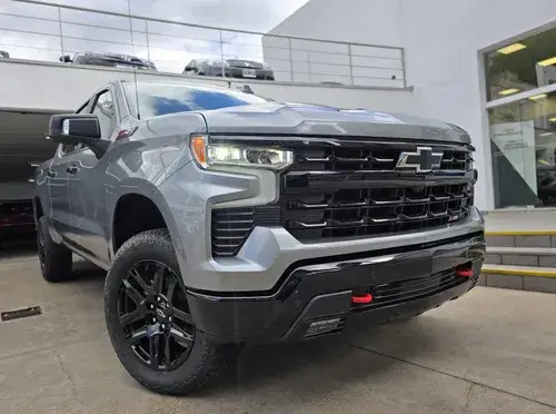 Chevrolet Silverado 5.3 V8 Z71 Trail Boss 2026