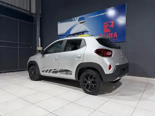 Renault Kwid 1.0 Sce 66Cv Iconic Outsider 2025