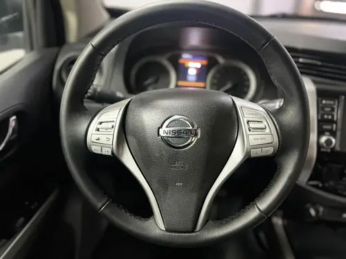 Nissan Frontier 2.3 Le Cd 4x4 At 2021