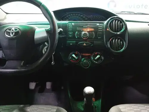 Toyota Etios 1.5 XLS 5P L13 2014