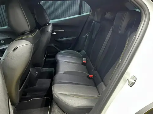 Peugeot 2008 1.0T Gt 2025