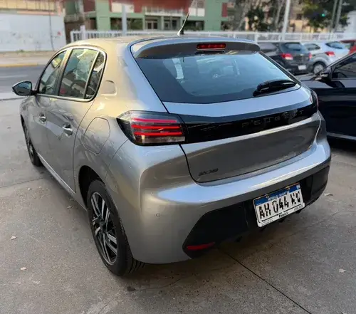Peugeot 208 1.6 Allure Pack 2025