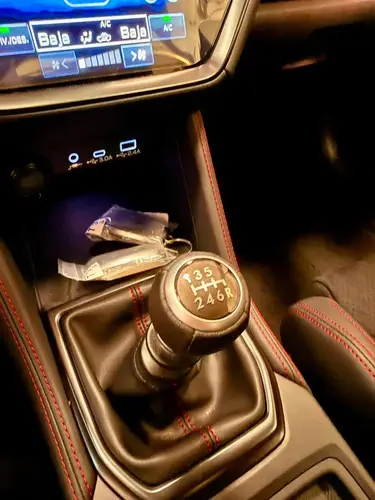 WRX 2.4T Performance TS 275Cv 2026