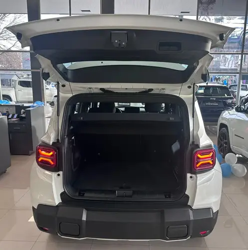 Jeep Renegade 1.3T Altitude At6 Fwd 2026