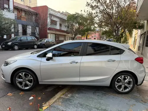 Chevrolet Cruze II 1.4 Premier At 5P 2021