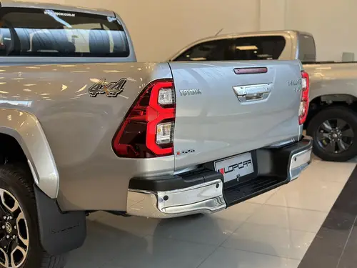 Toyota Hilux Pick-Up 2.8 Cd Srx 204Cv 4X4 At 2026