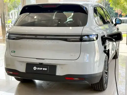 B10 REEV 2026