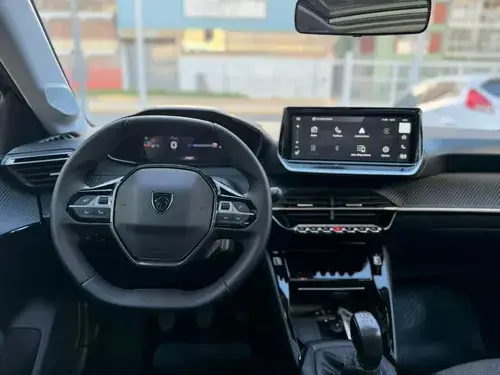 Peugeot 208 1.6 Allure Pack 2025
