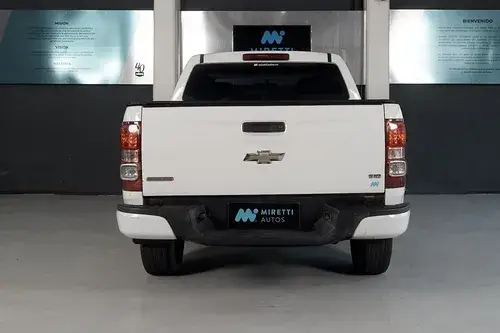 Chevrolet S-10 2.8TD LS 4x2 DC MT 2014