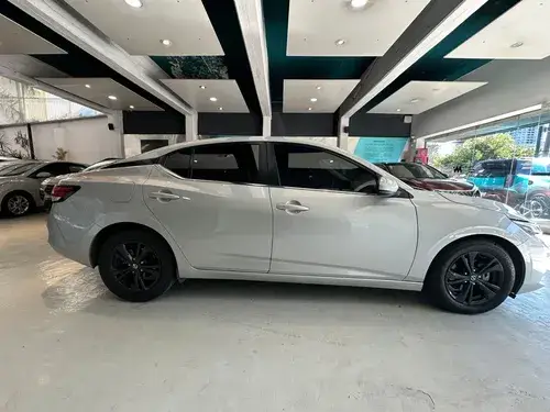 Nissan Sentra Advance 1.8 CVT 2022