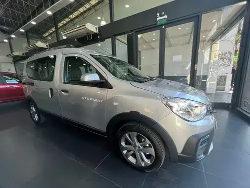 Renault Kangoo Ii 1.6 Sce Stepway 2025
