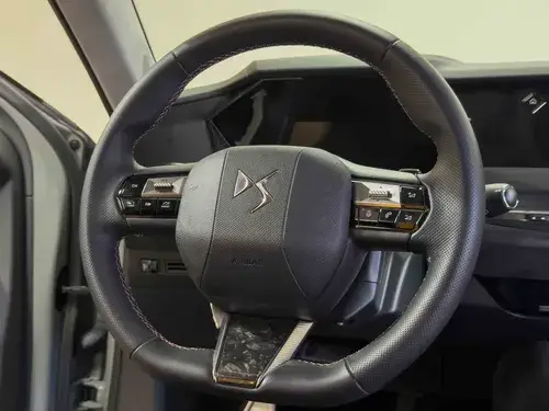 DS4 1.6 Performance Line 215 At8 2023