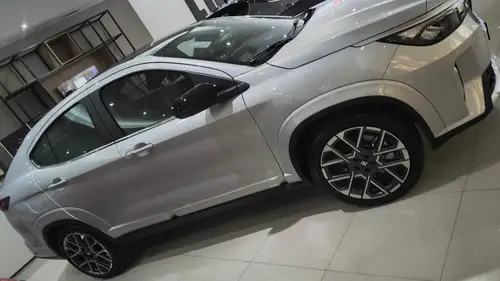 Fiat FASTBACK 1.3 T270 At6 2026