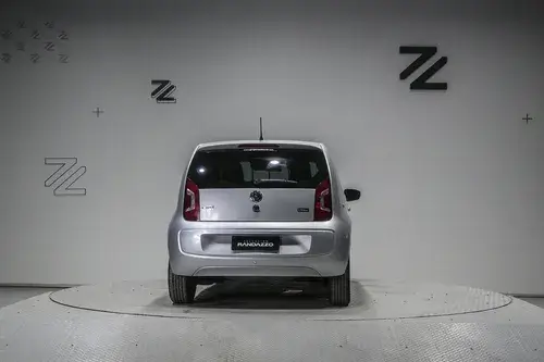 Volkswagen Up! 1.0 High Up! 75cv 2016