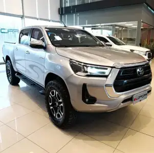 Toyota Hilux Pick-Up 2.8 Cd Srx 204cv 4x4 2021