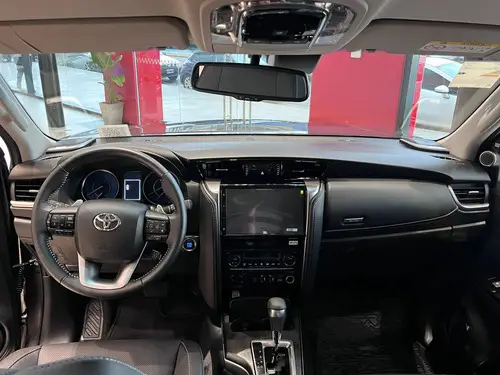 Toyota SW4 2.8 Srx 204Cv 4X4 7As At 2026