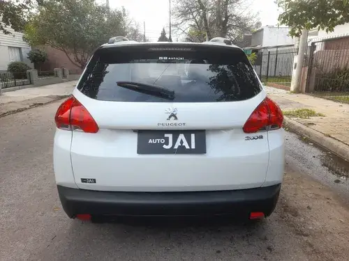 Peugeot 2008 1.6 Feline 2021