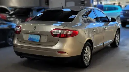 Renault Fluence 2.0 Dynamique 2013